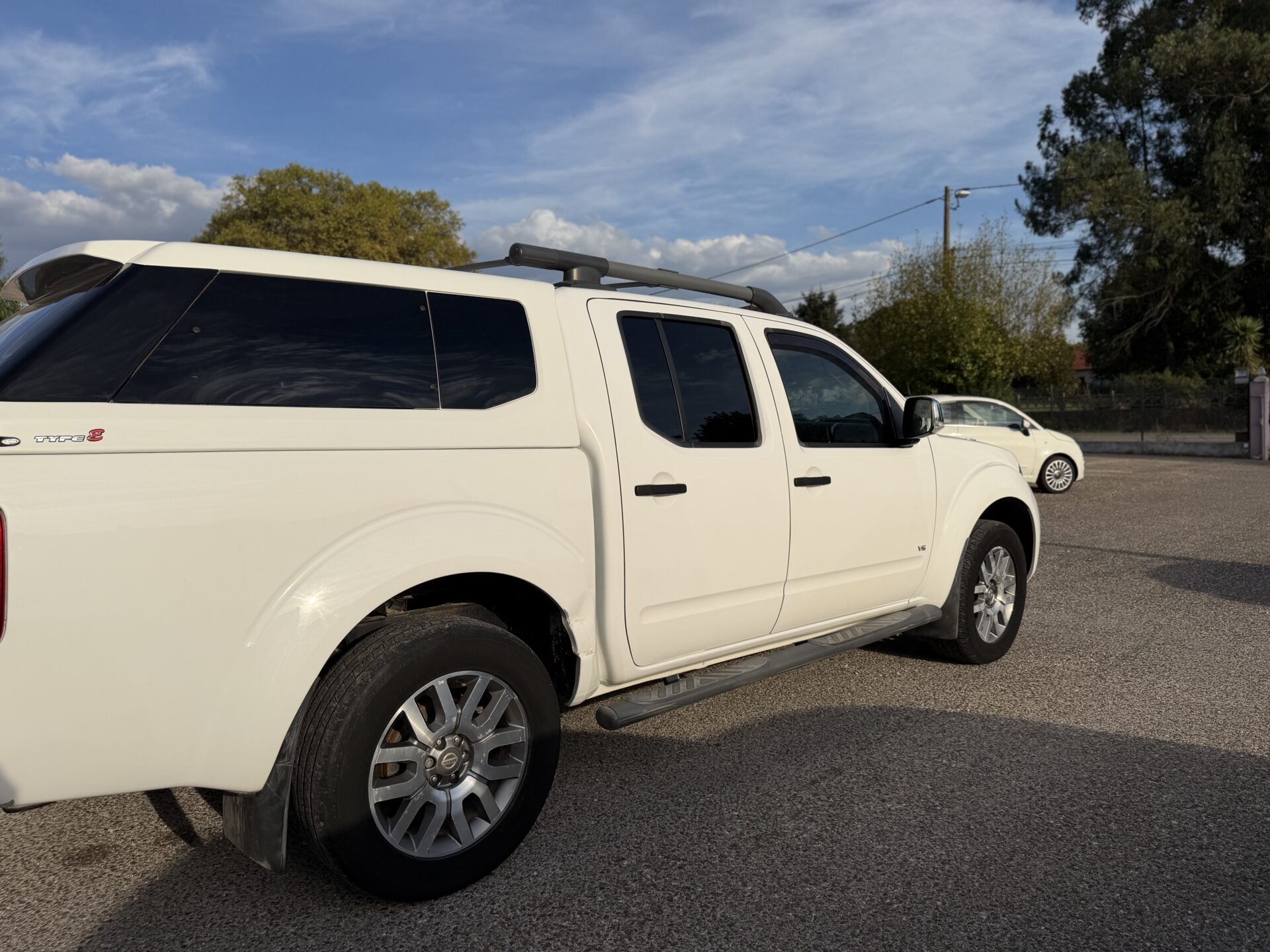 
								Nissan Navara 3.0 V6 total									