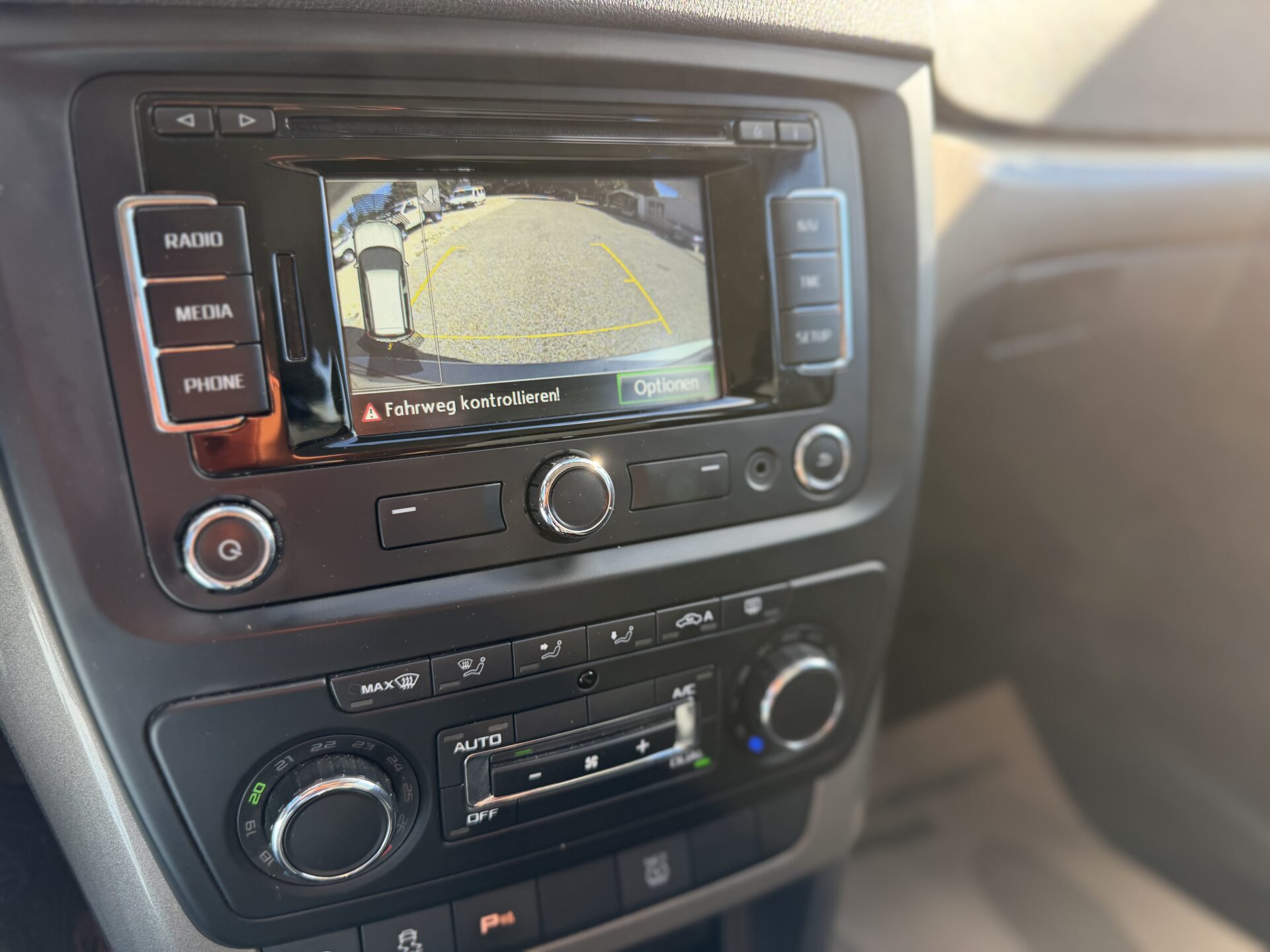 
								Skoda Yeti green line 🍃 total									