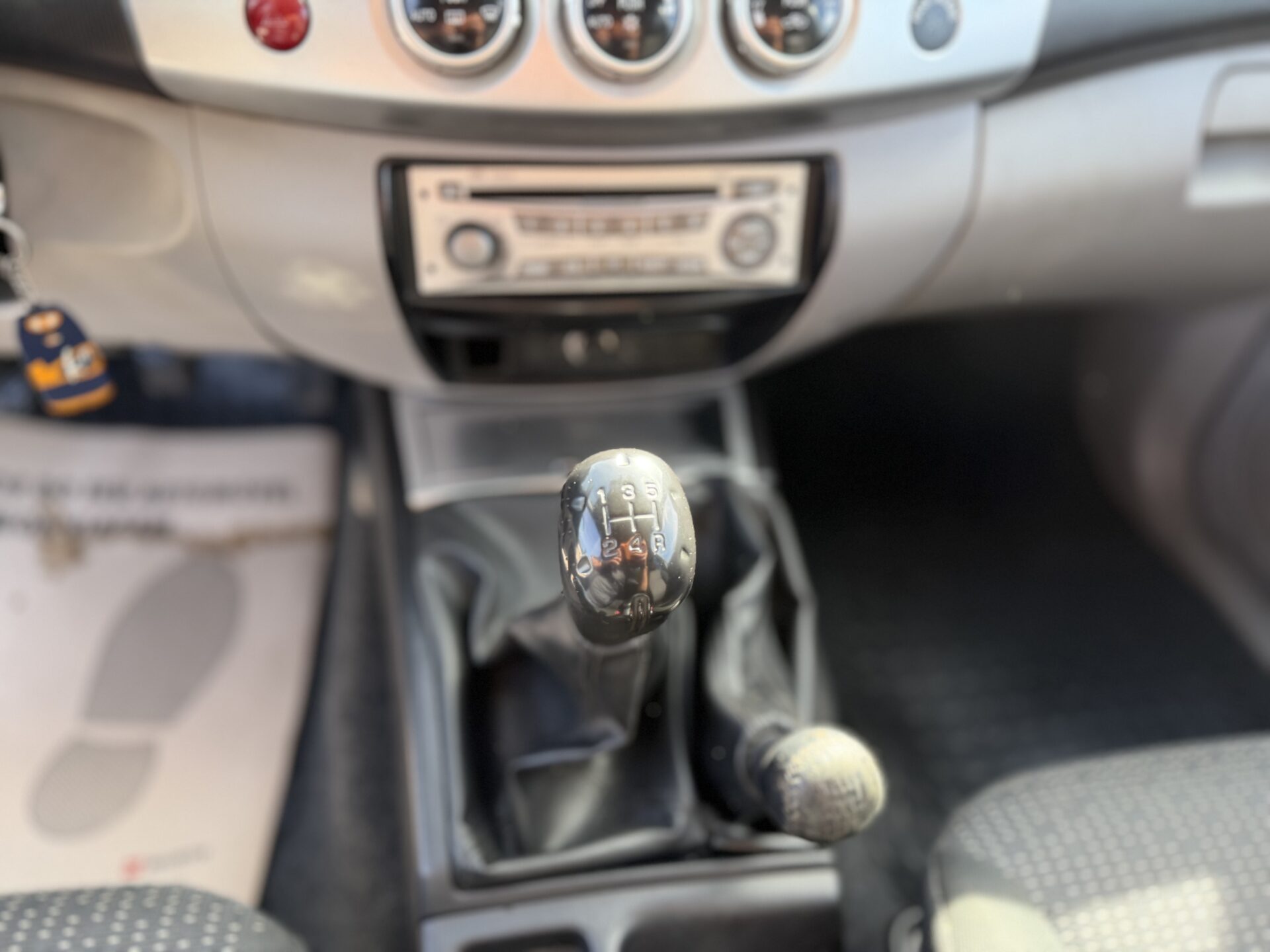 
								Mitsubishi l200 Strakar total									