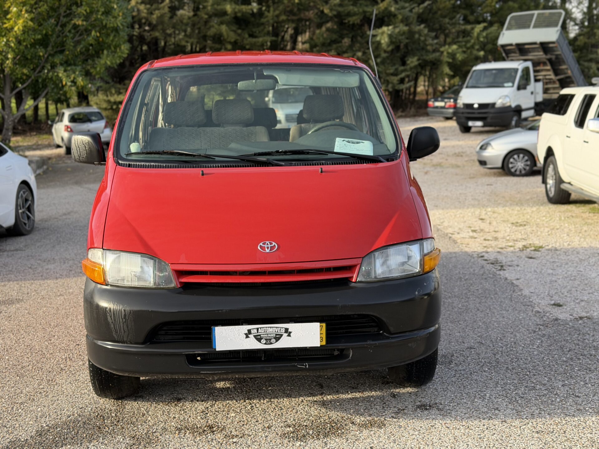 
								Toyota Hiace 6 lugares total									