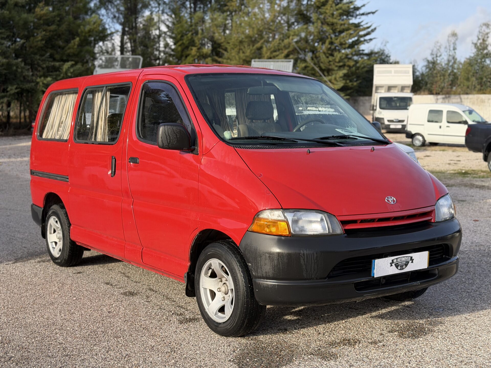 
								Toyota Hiace 6 lugares total									
