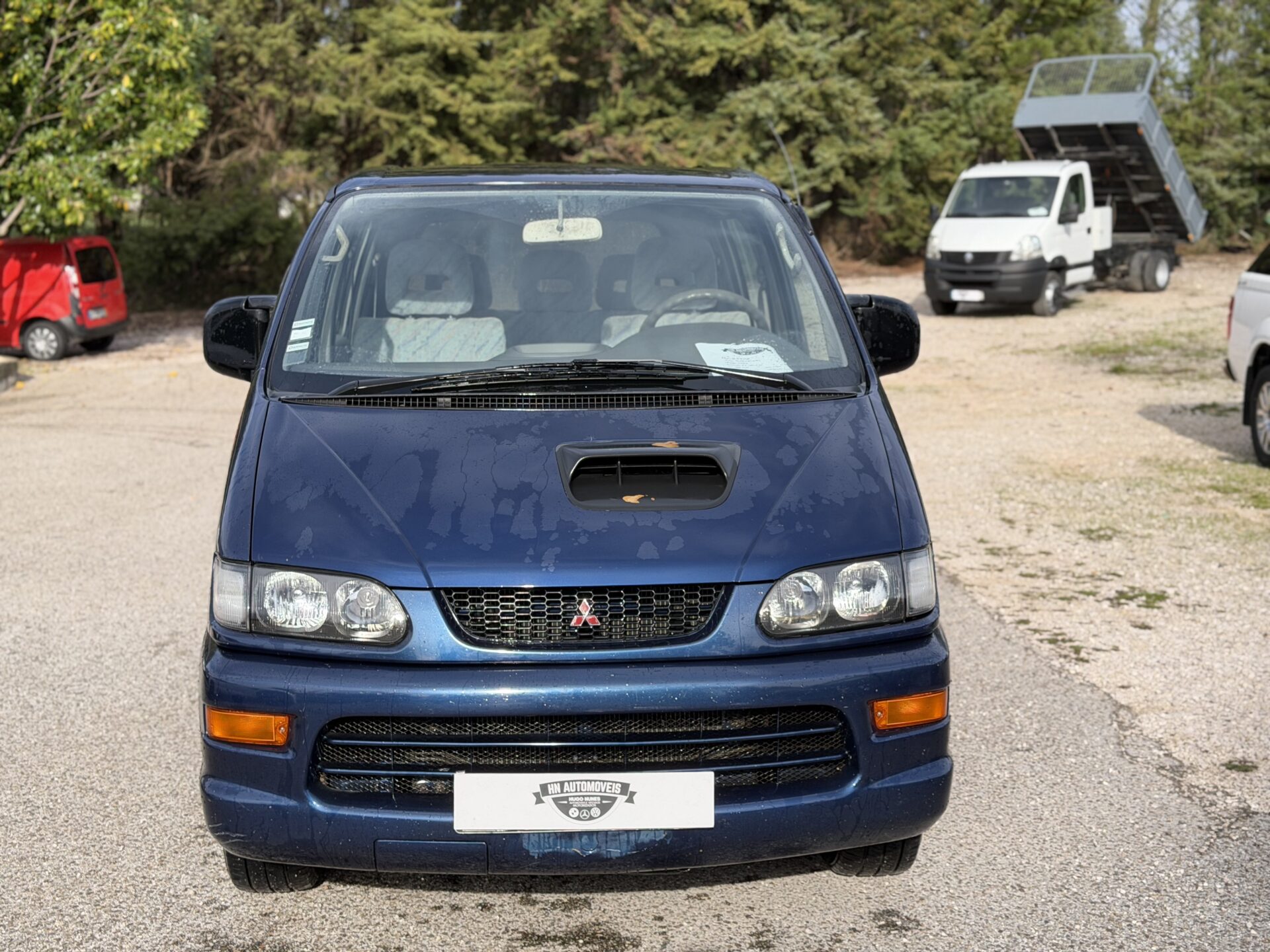 
								Mitsubishi L400 total									