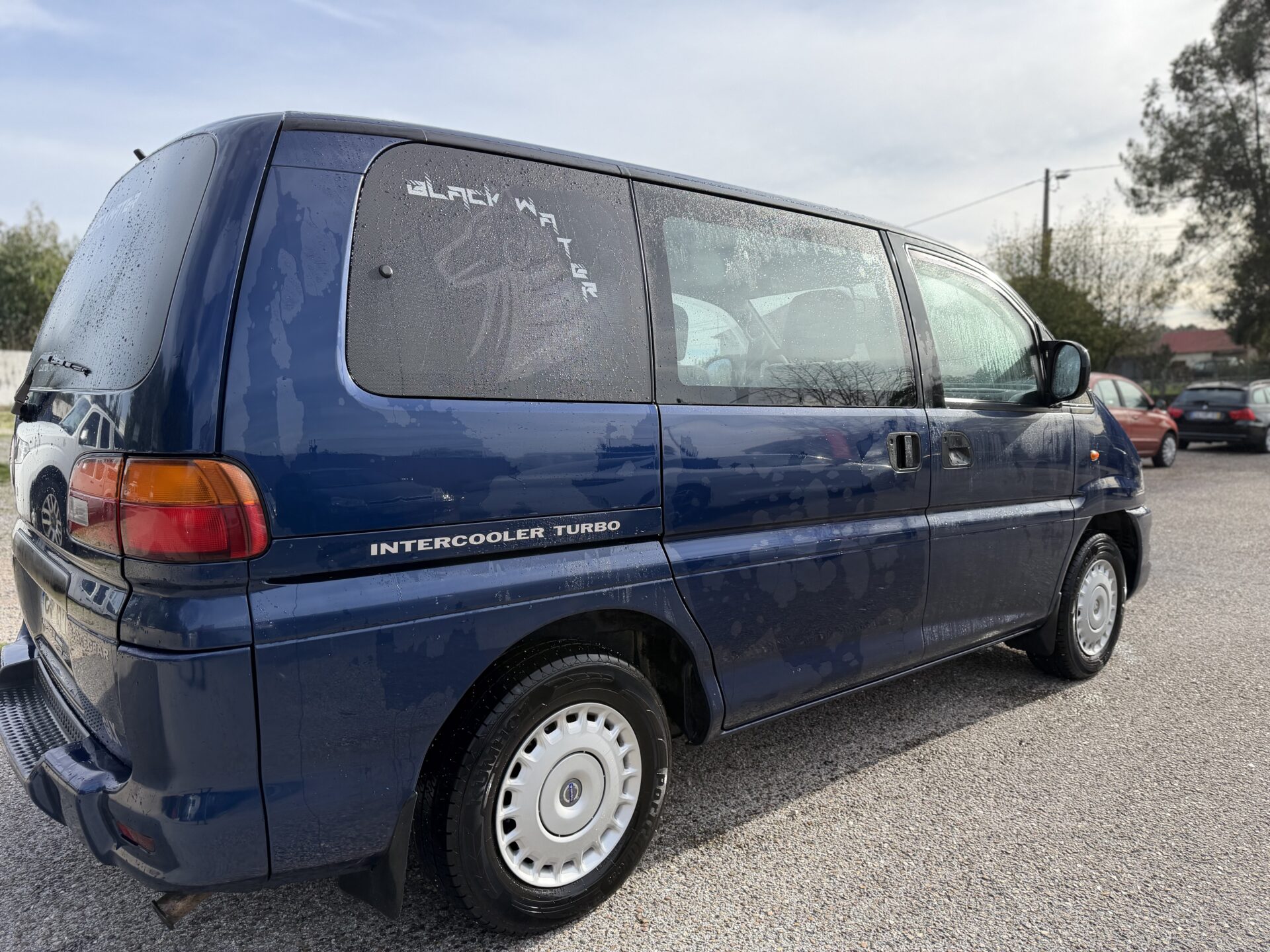 
								Mitsubishi L400 total									