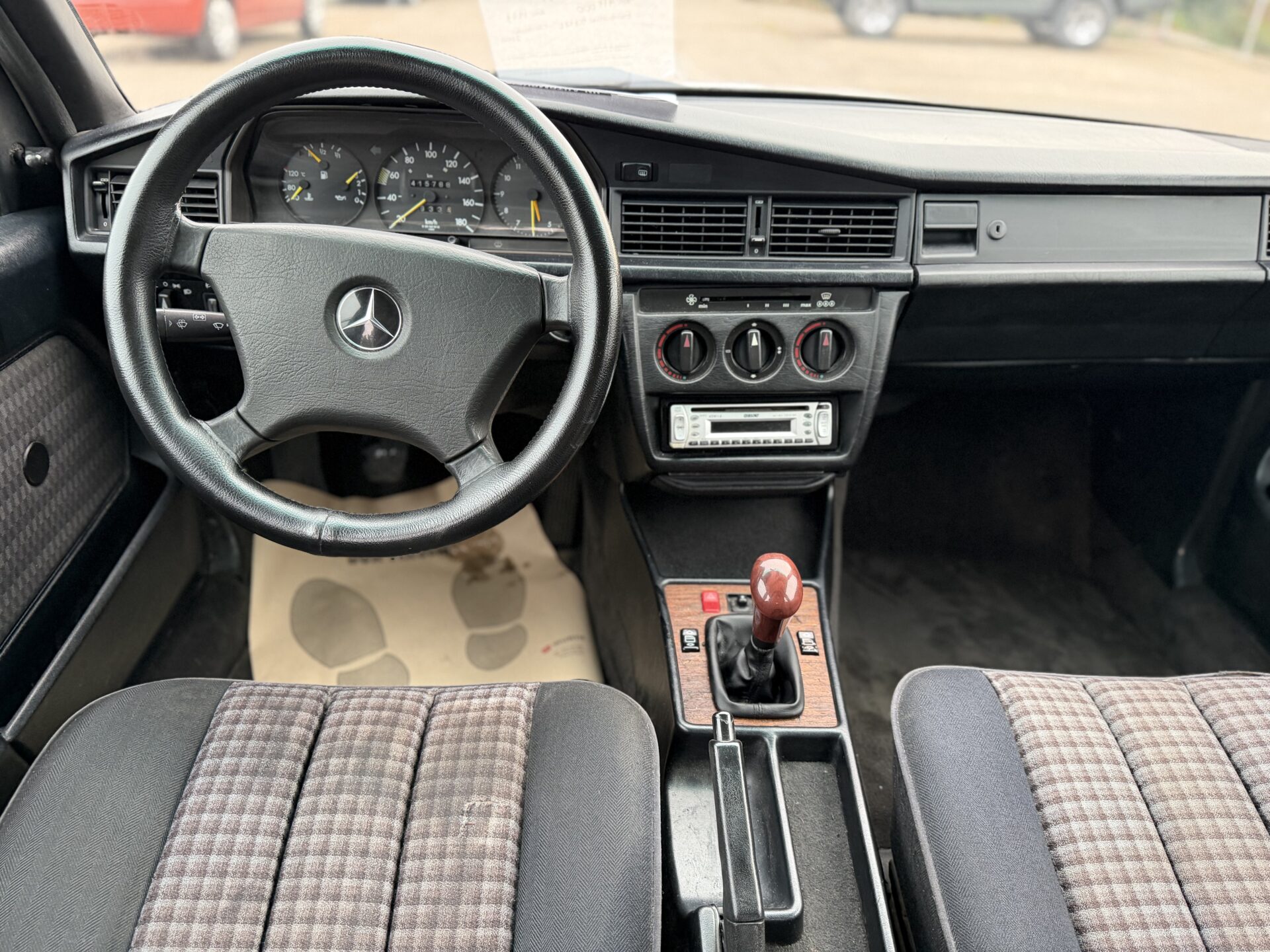 
								Mercedes 190 D total									