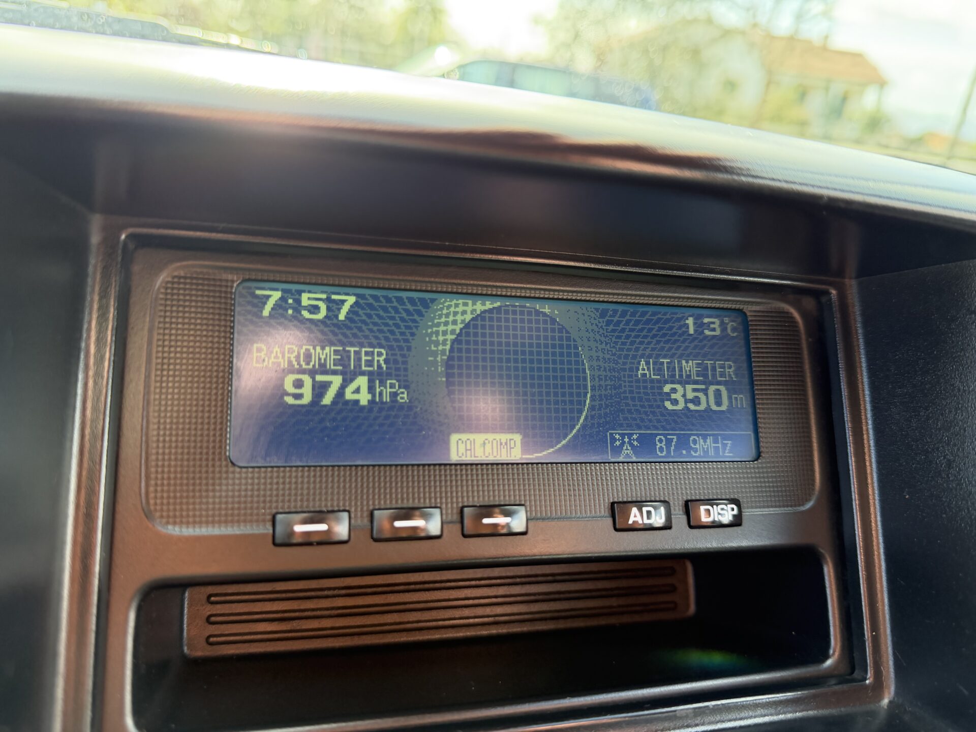 
								Mitsubishi L200 total									