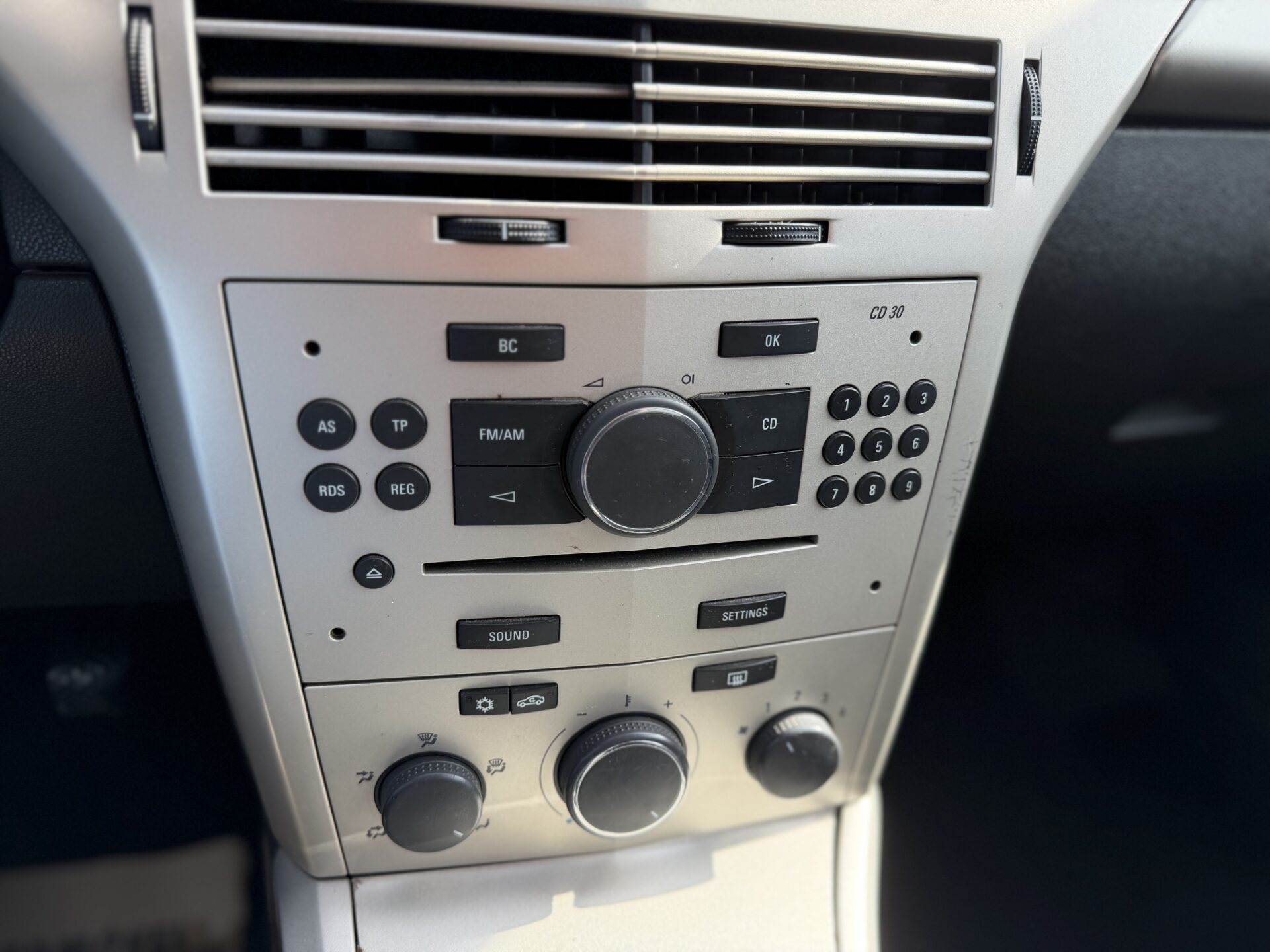 
								Opel Astra Caravan total									