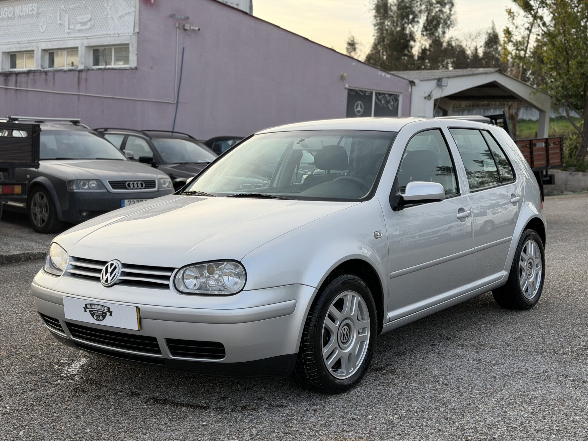 
								Volkswagen Golf IV total									