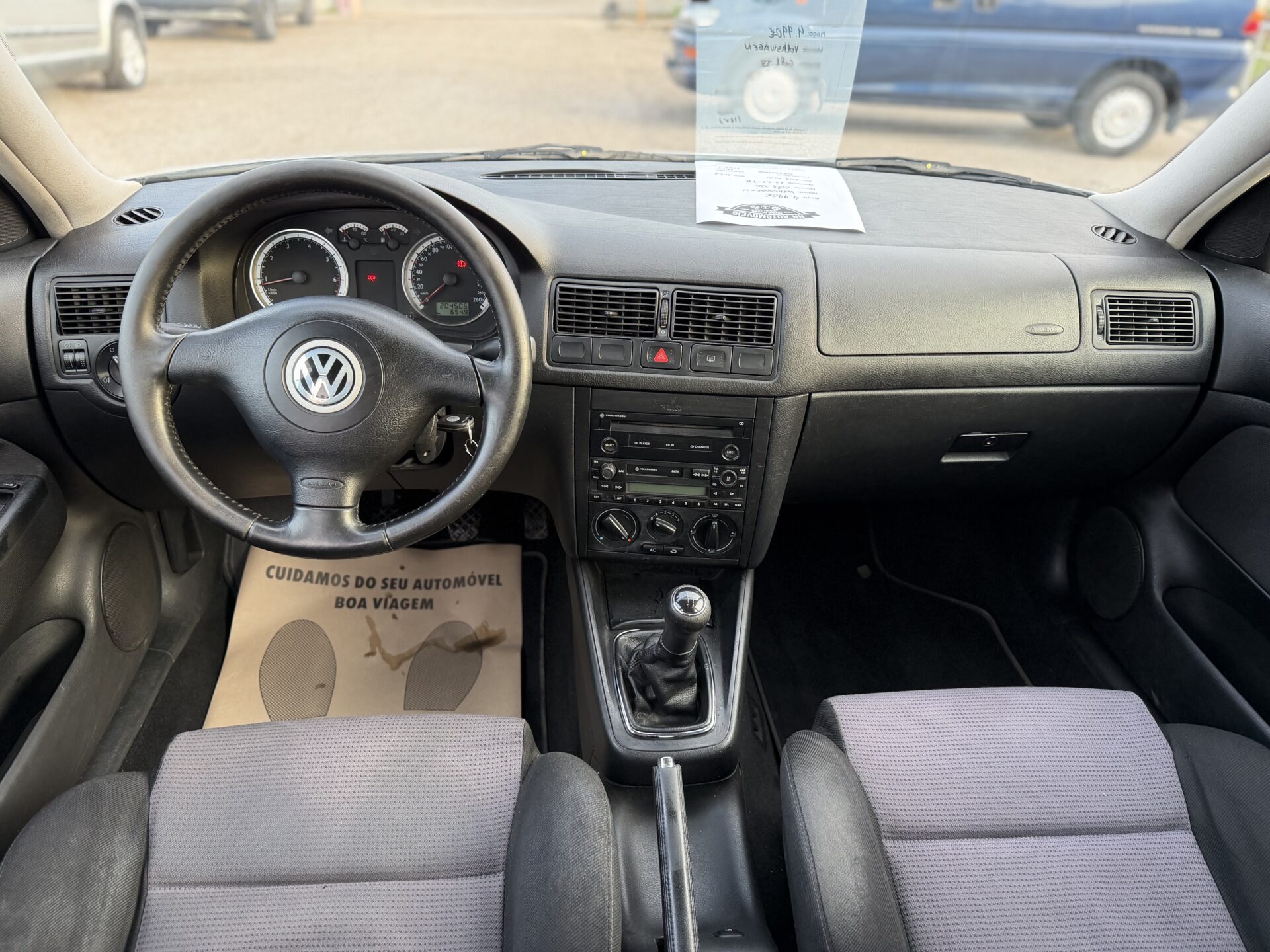 
								Volkswagen Golf IV total									