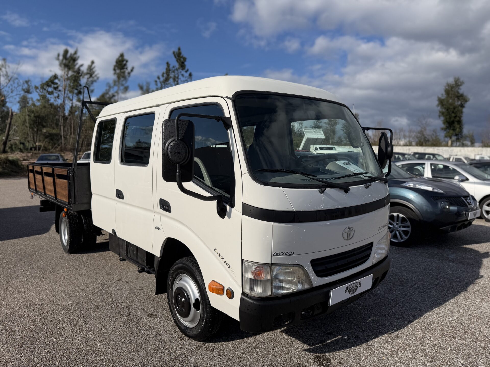 
								Toyota Dyna total									