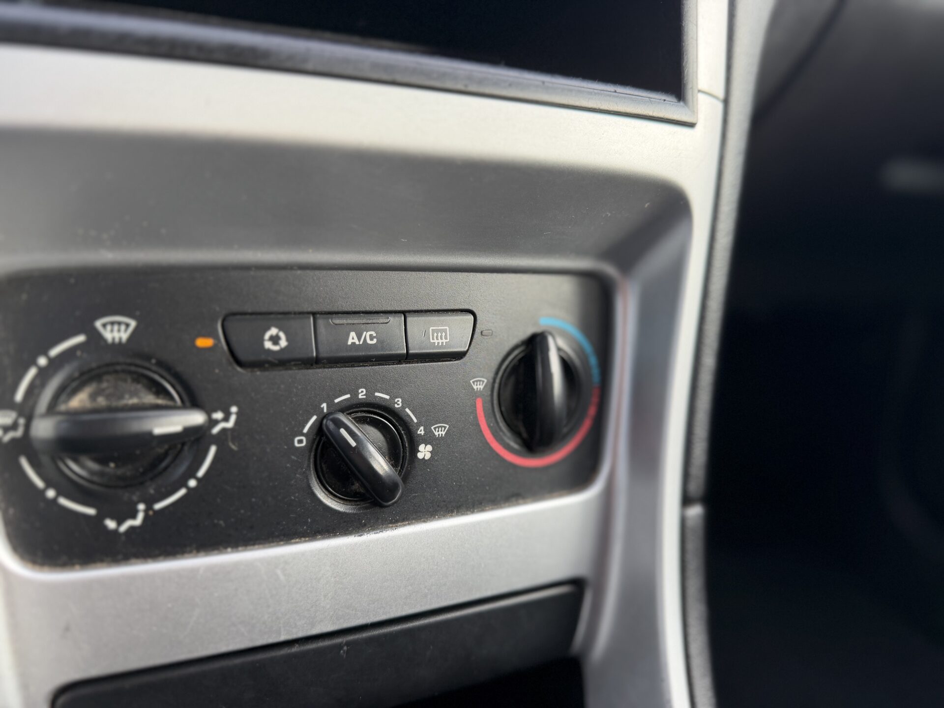 
								Peugeot 307 SW total									