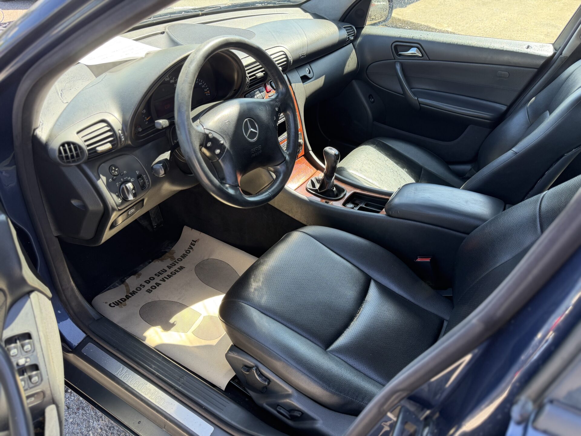 
								Mercedes c200 CDI total									