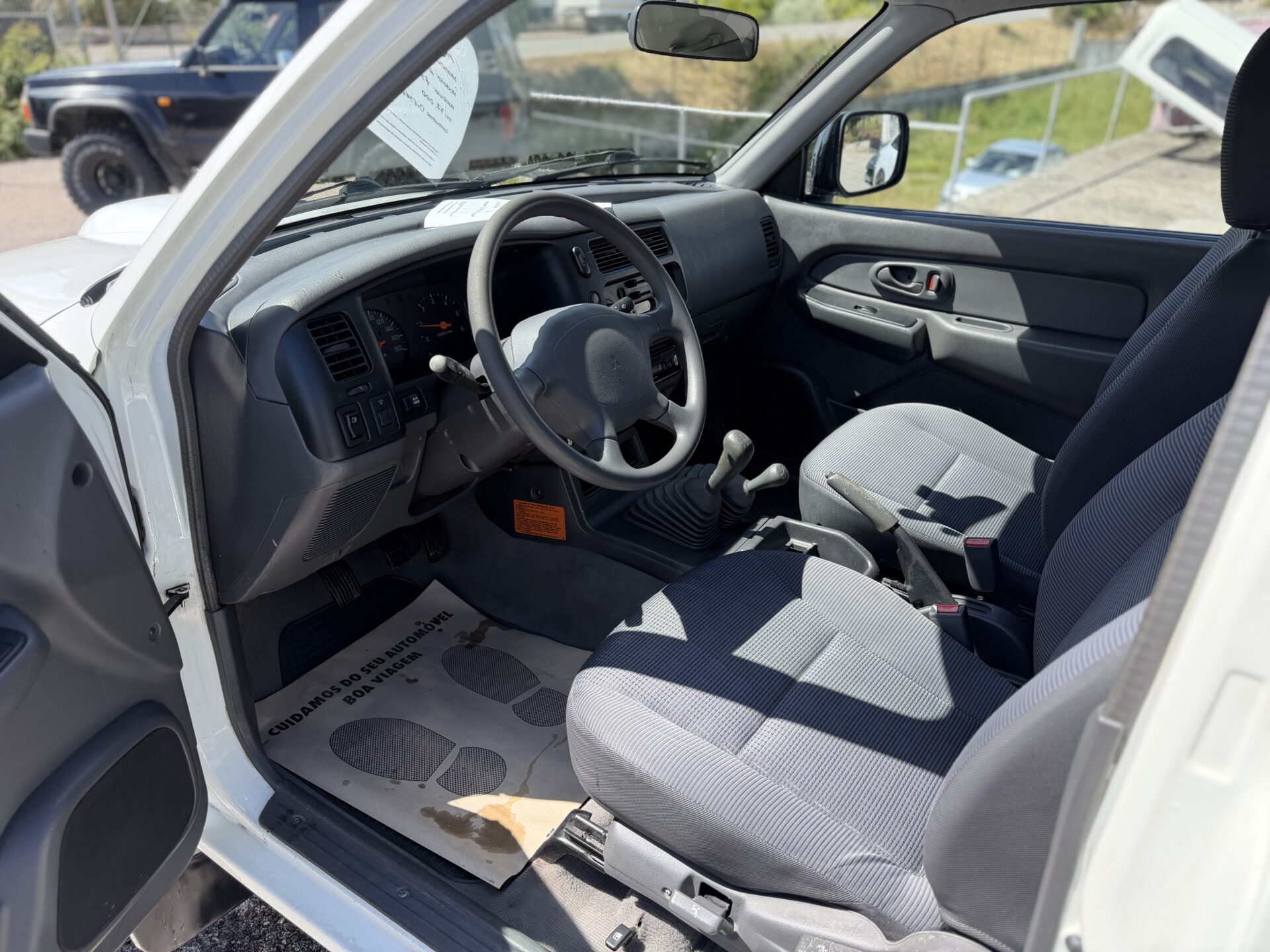 
								Mitsubishi L200 total									