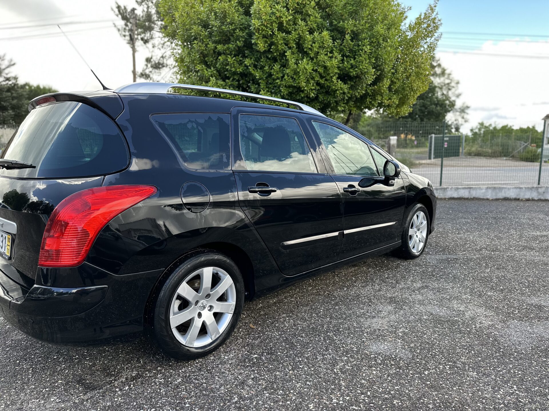 
								Peugeot 308 SW total									