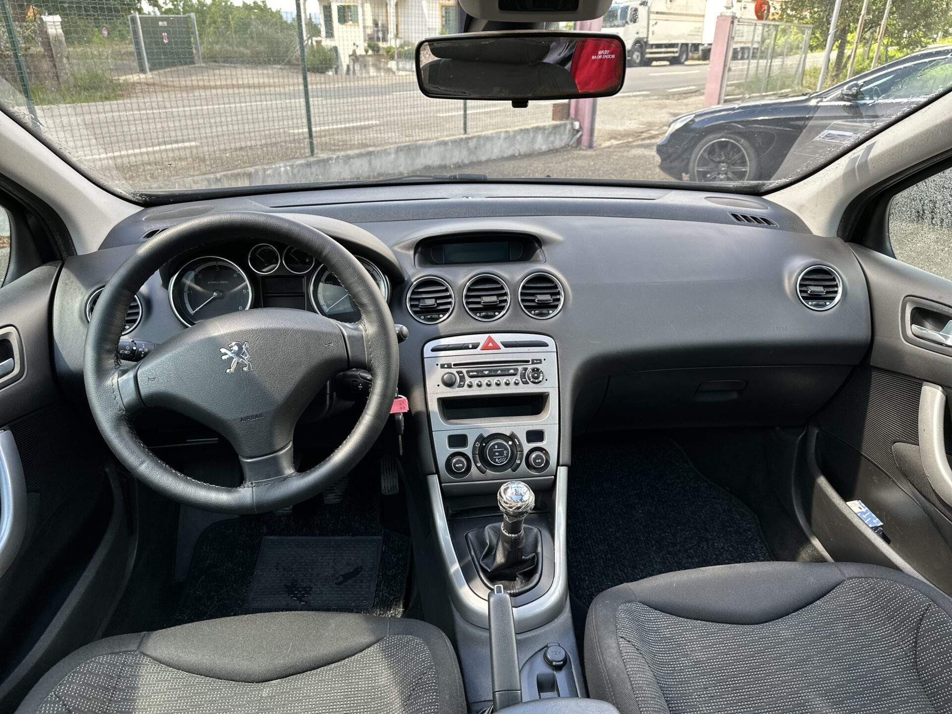 
								Peugeot 308 SW total									