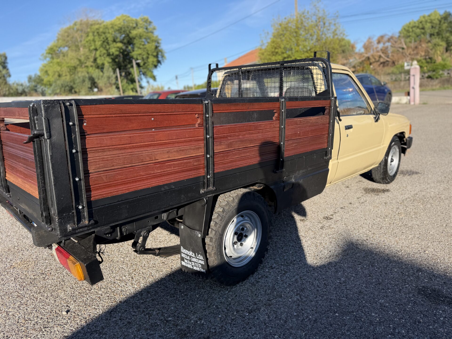 
								Toyota Hilux total									