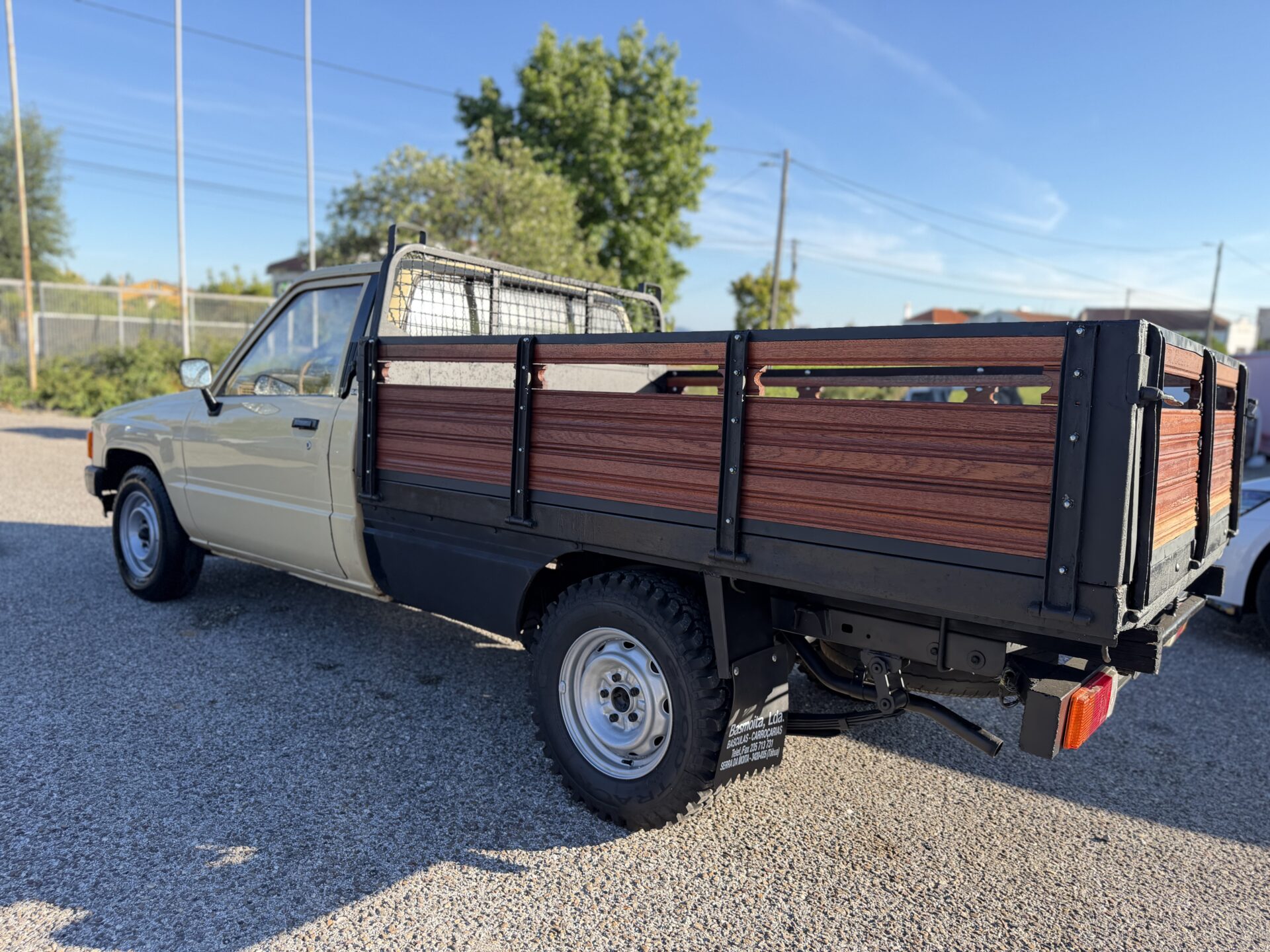 
								Toyota Hilux total									