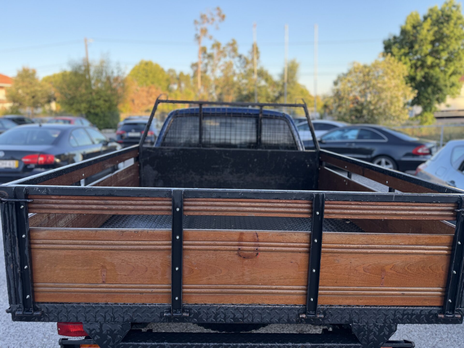 
								Mitsubishi L200 Strakar total									