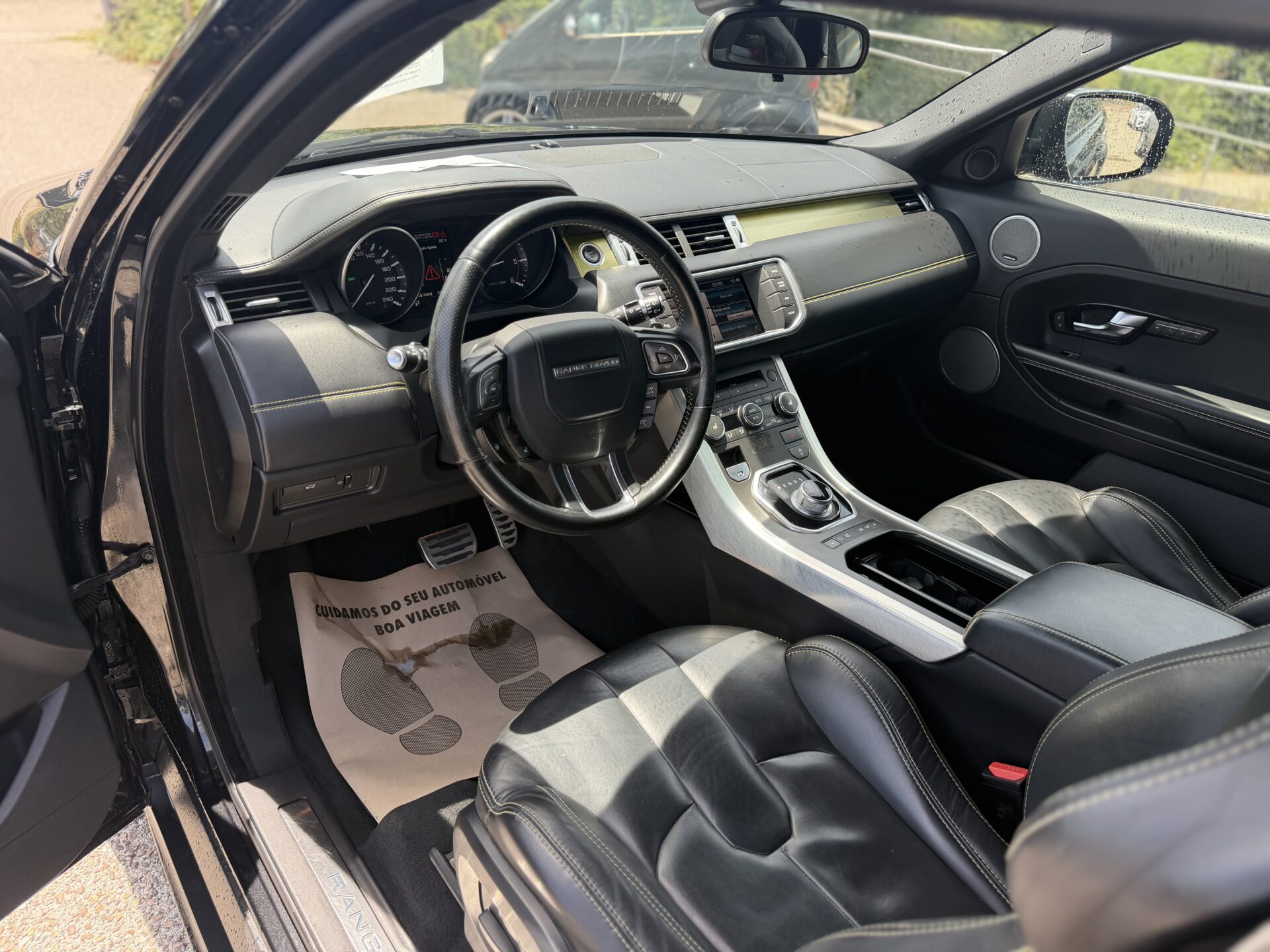 
								Land Rover Evoque total									