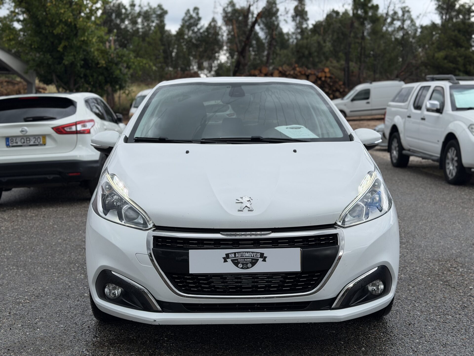
								Peugeot 208 total									