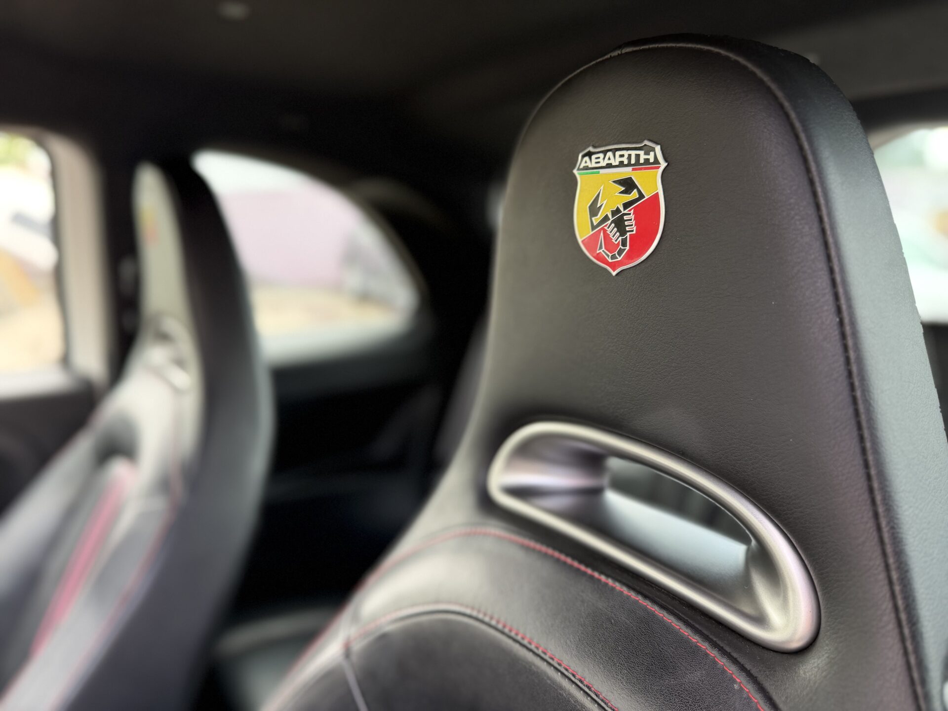 
								Fiat 500 Abarth total									