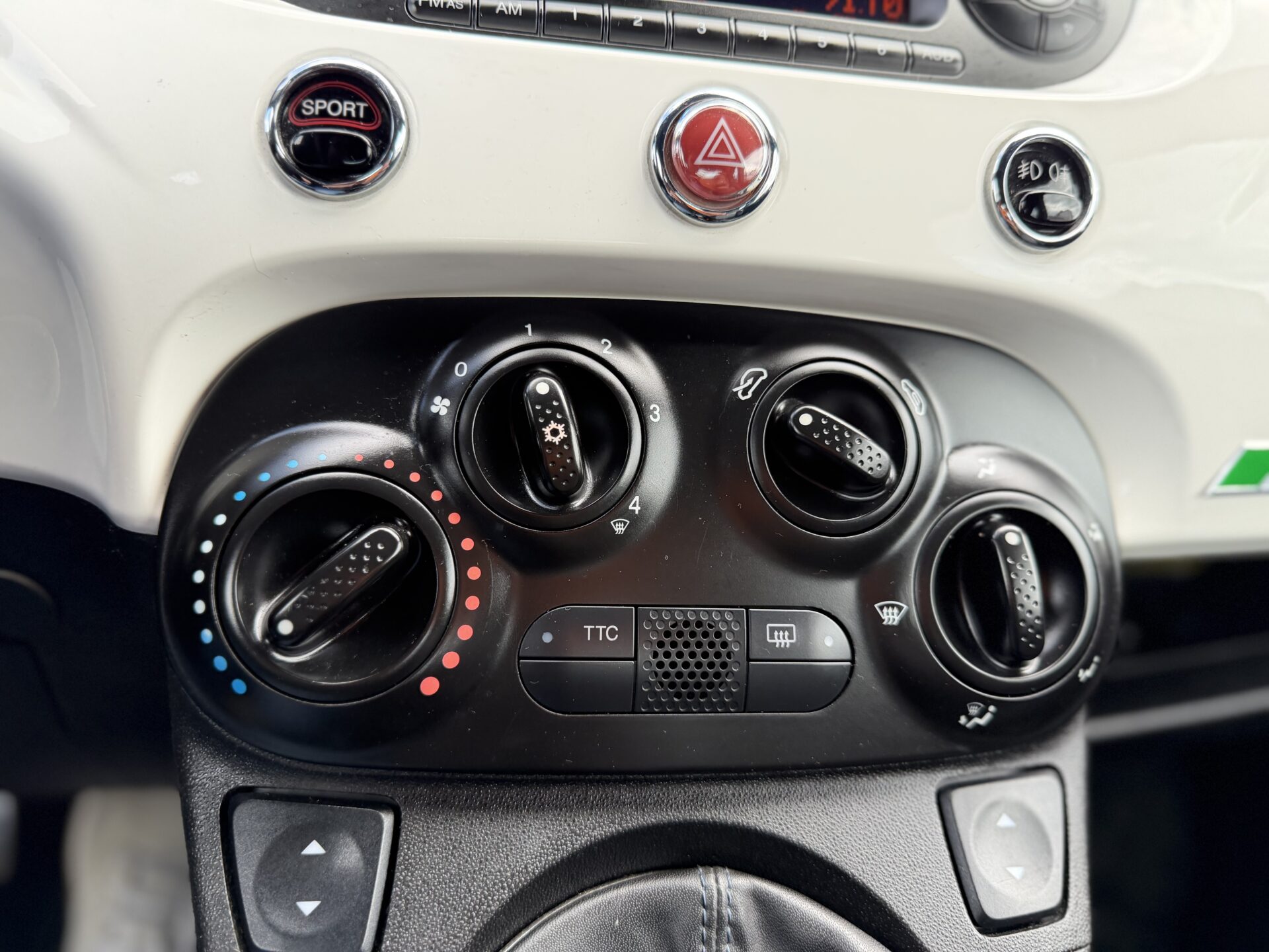 
								Fiat 500 Abarth total									