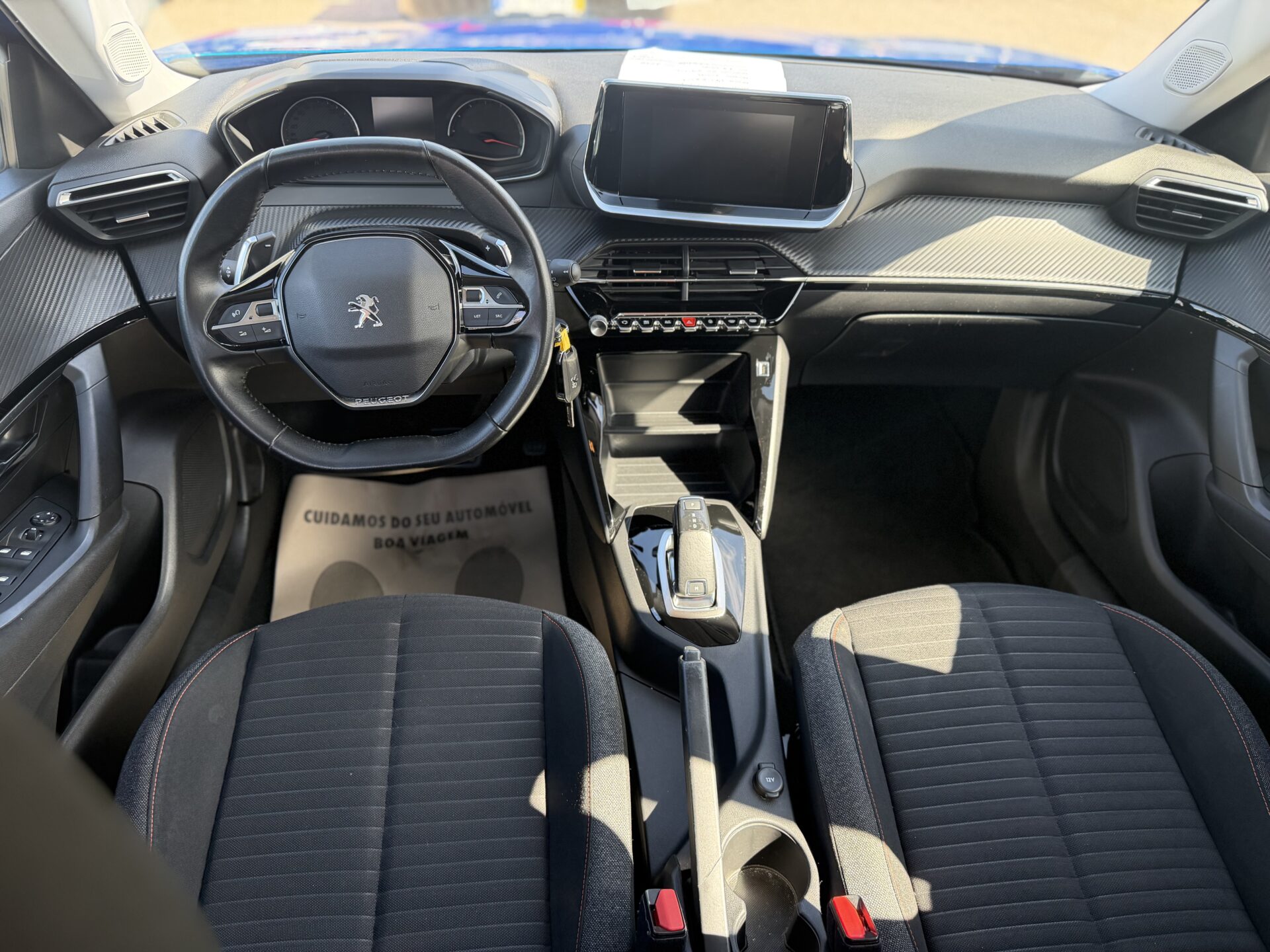 
								Peugeot 2008 total									