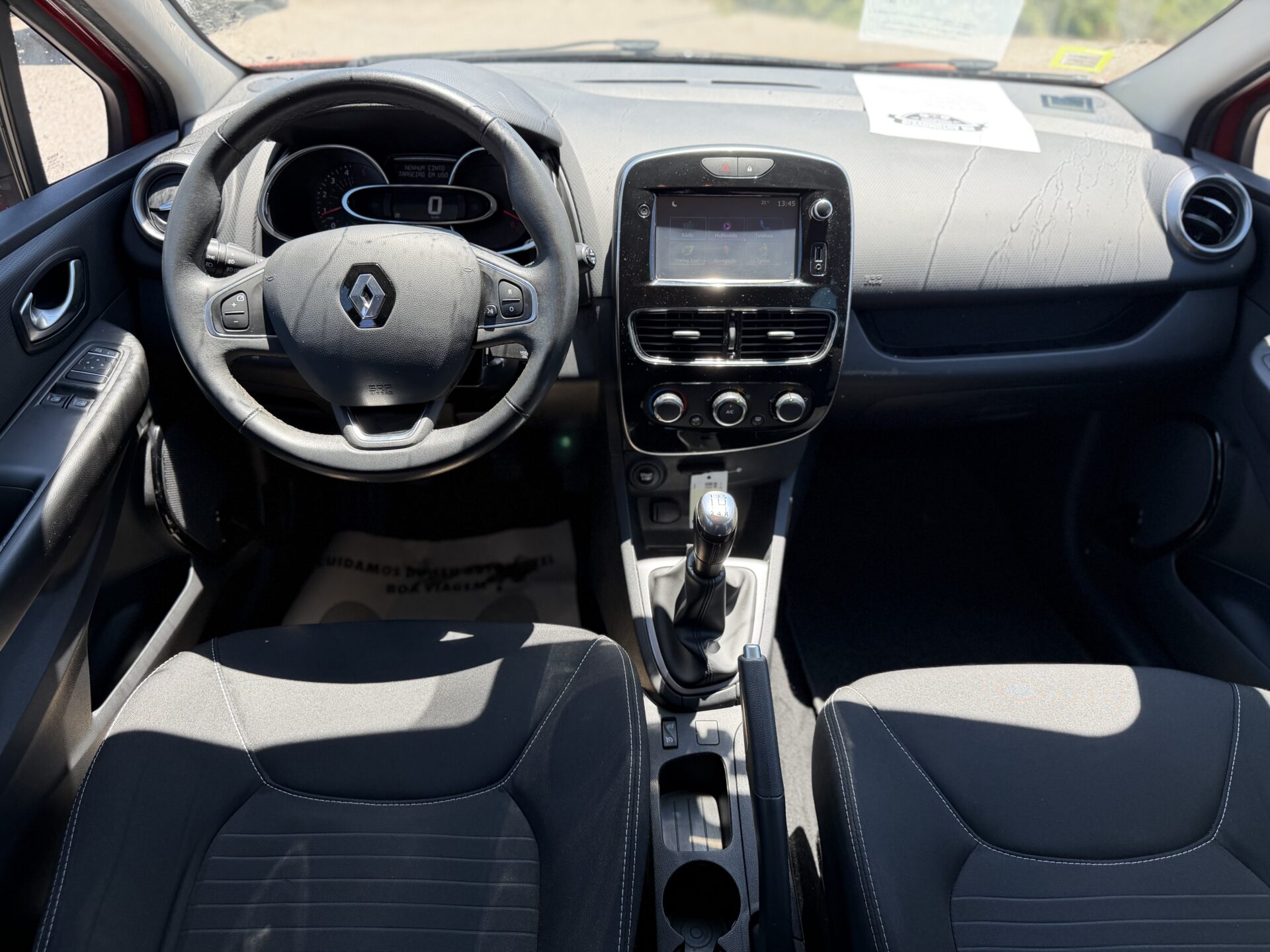 
								Renault Clio Limited total									