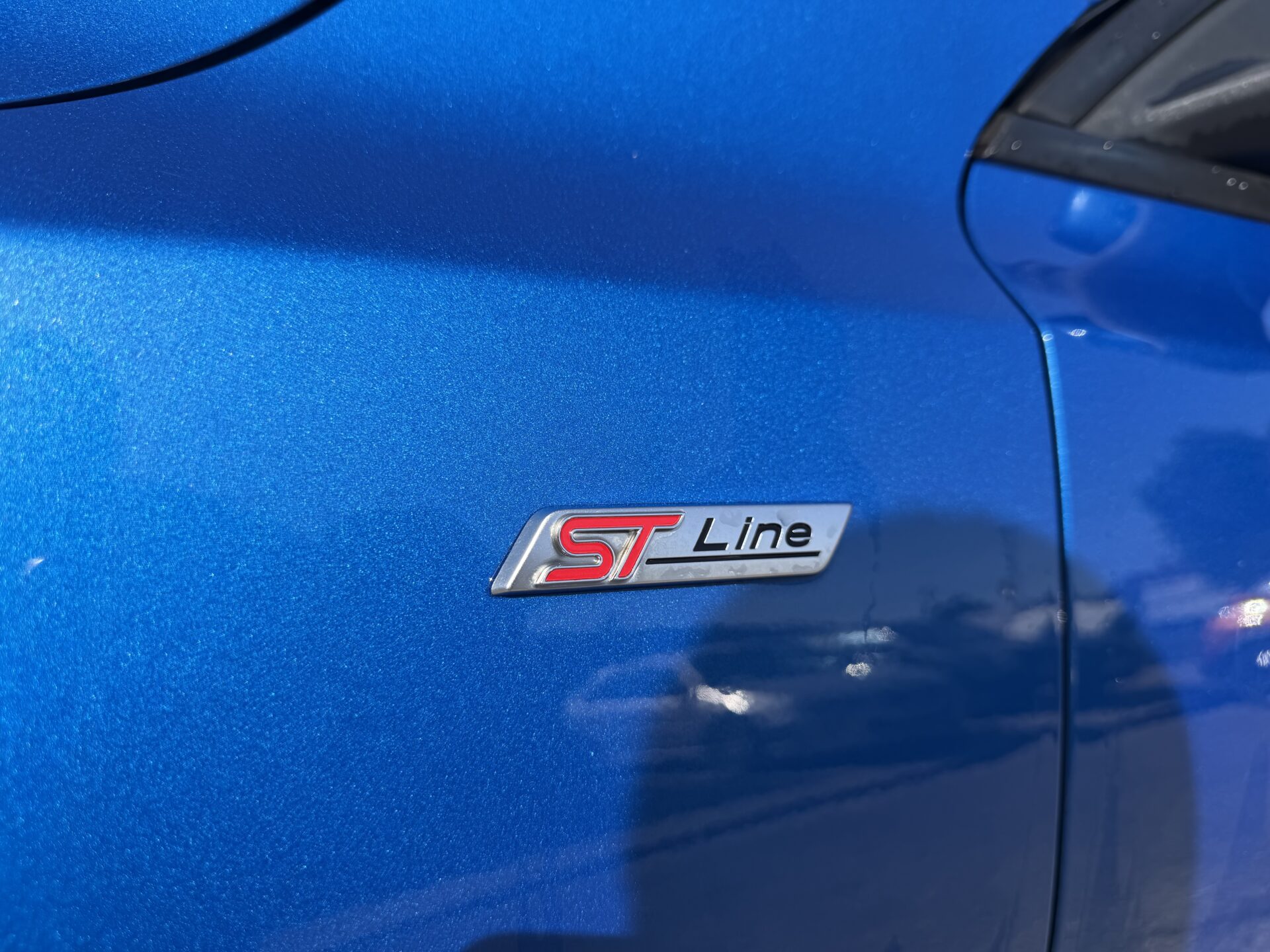 
								Ford Focus ST Line total									
