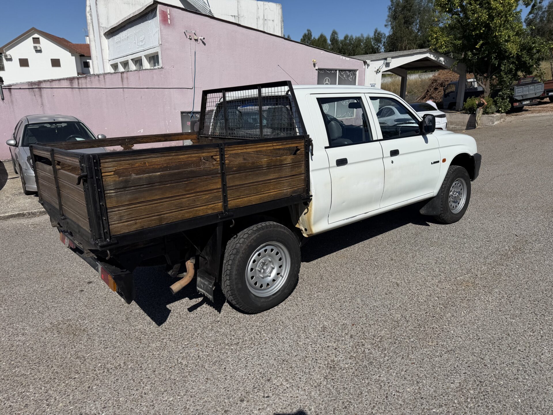 
								Mitsubishi L200 total									