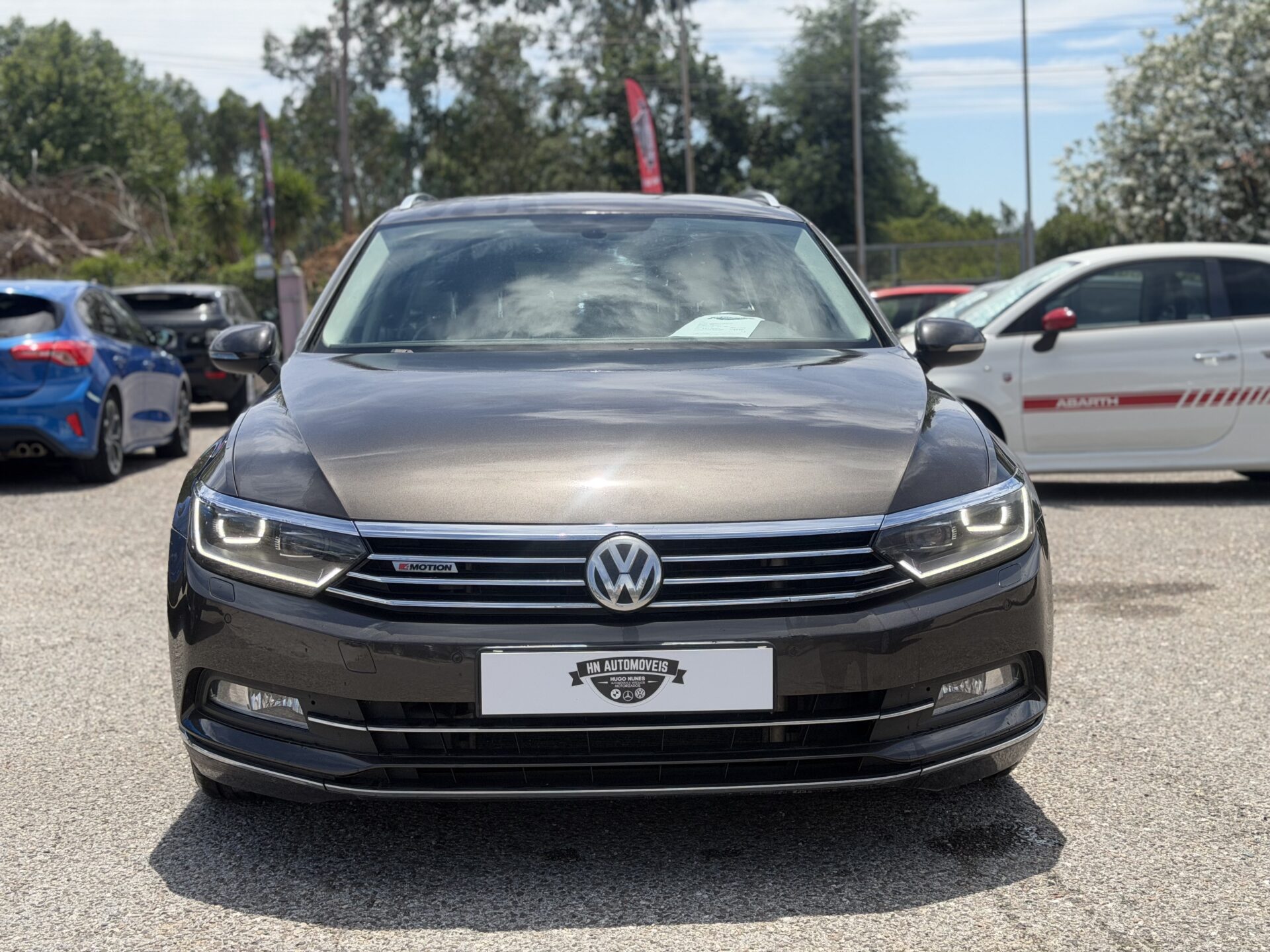 
								Volkswagen Passat total									