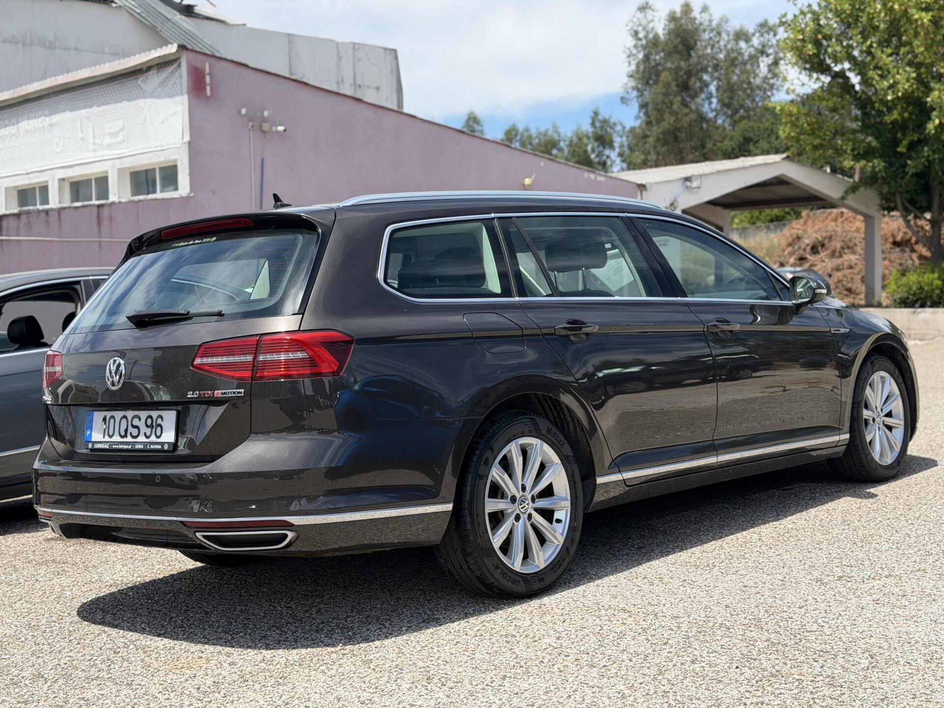 
								Volkswagen Passat total									