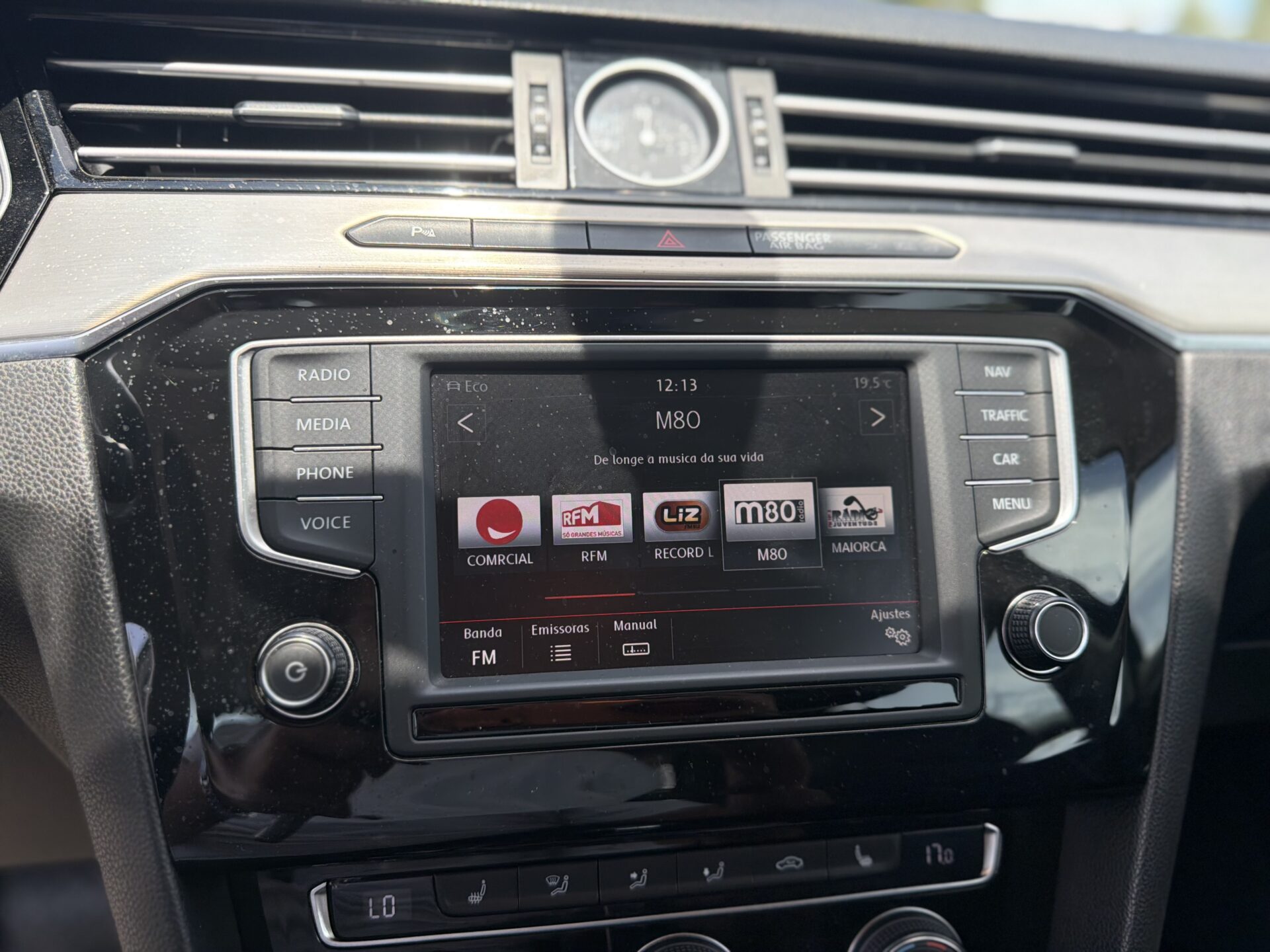
								Volkswagen Passat total									
