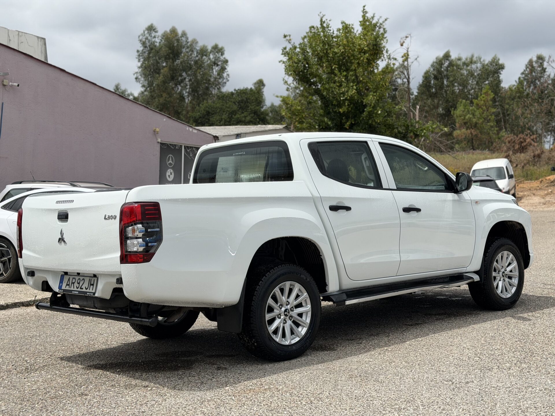 
								Mitsubishi L200 total									