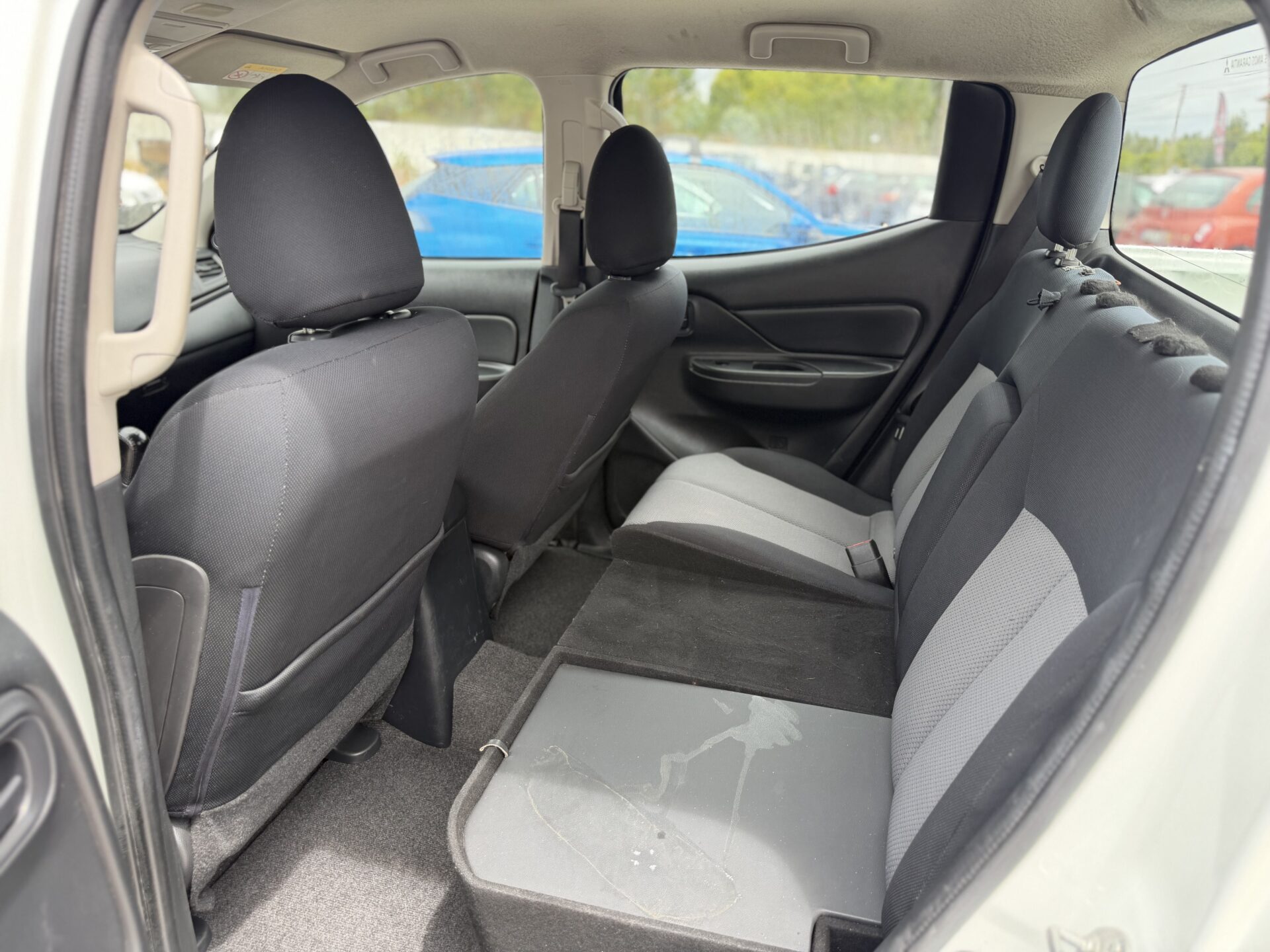 
								Mitsubishi L200 total									