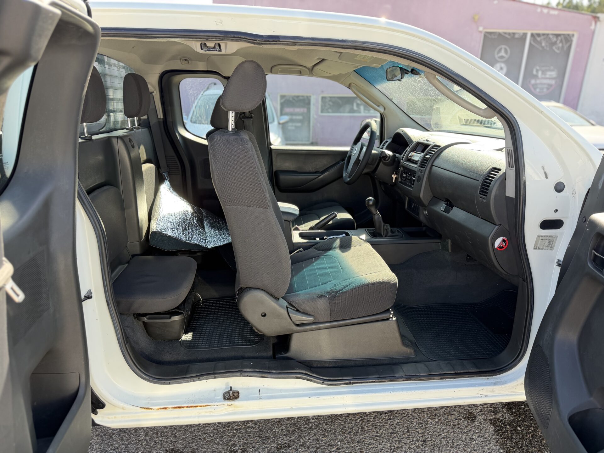 
								Nissan Navara D40 total									