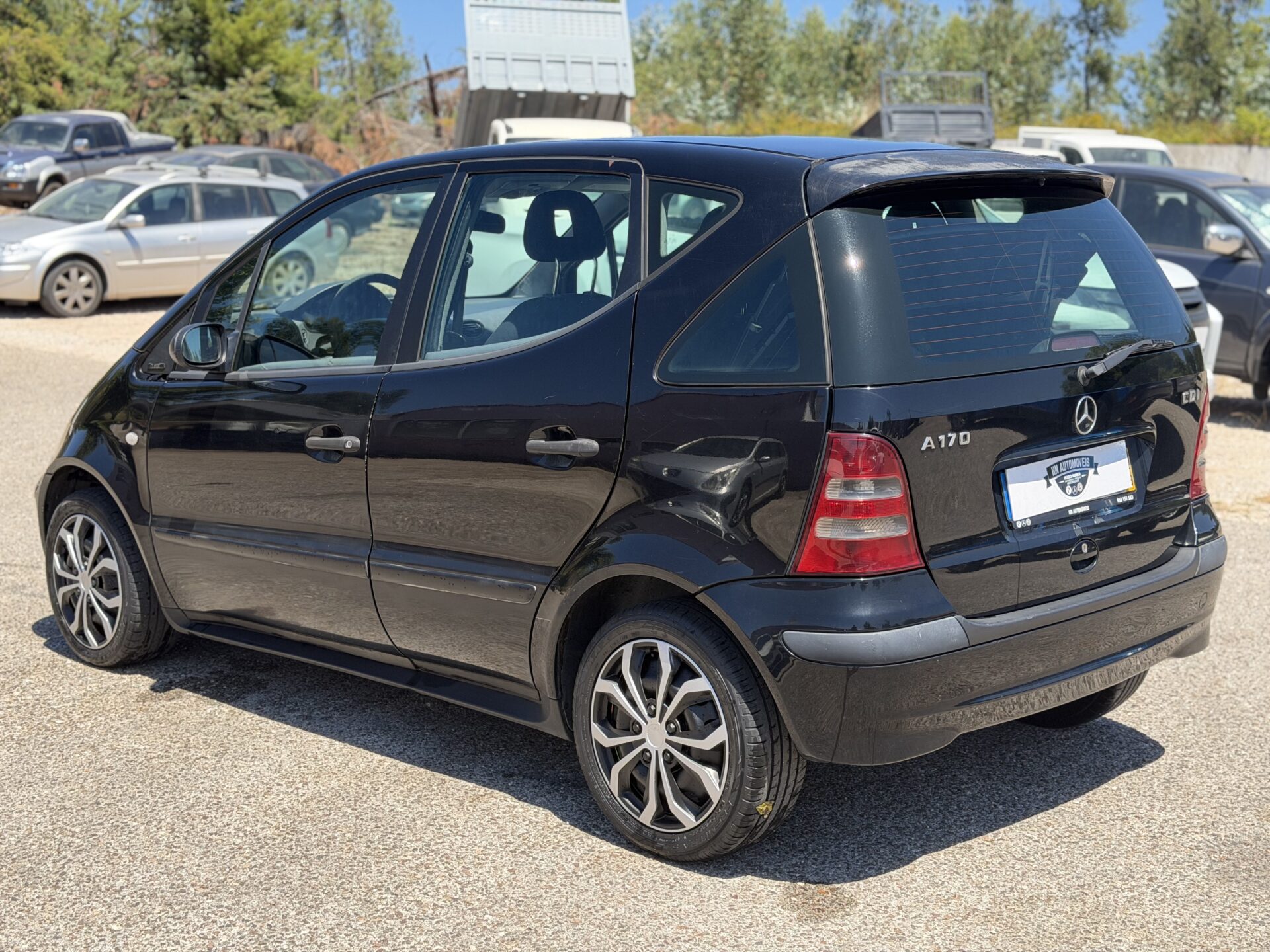 
								Mercedes A170 total									