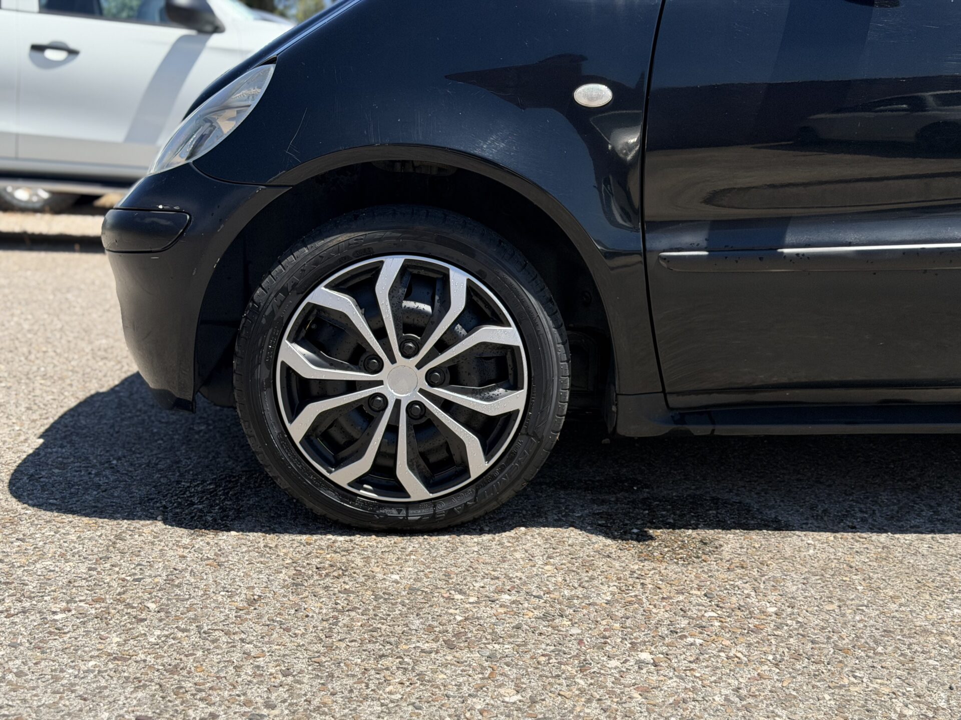 
								Mercedes A170 total									