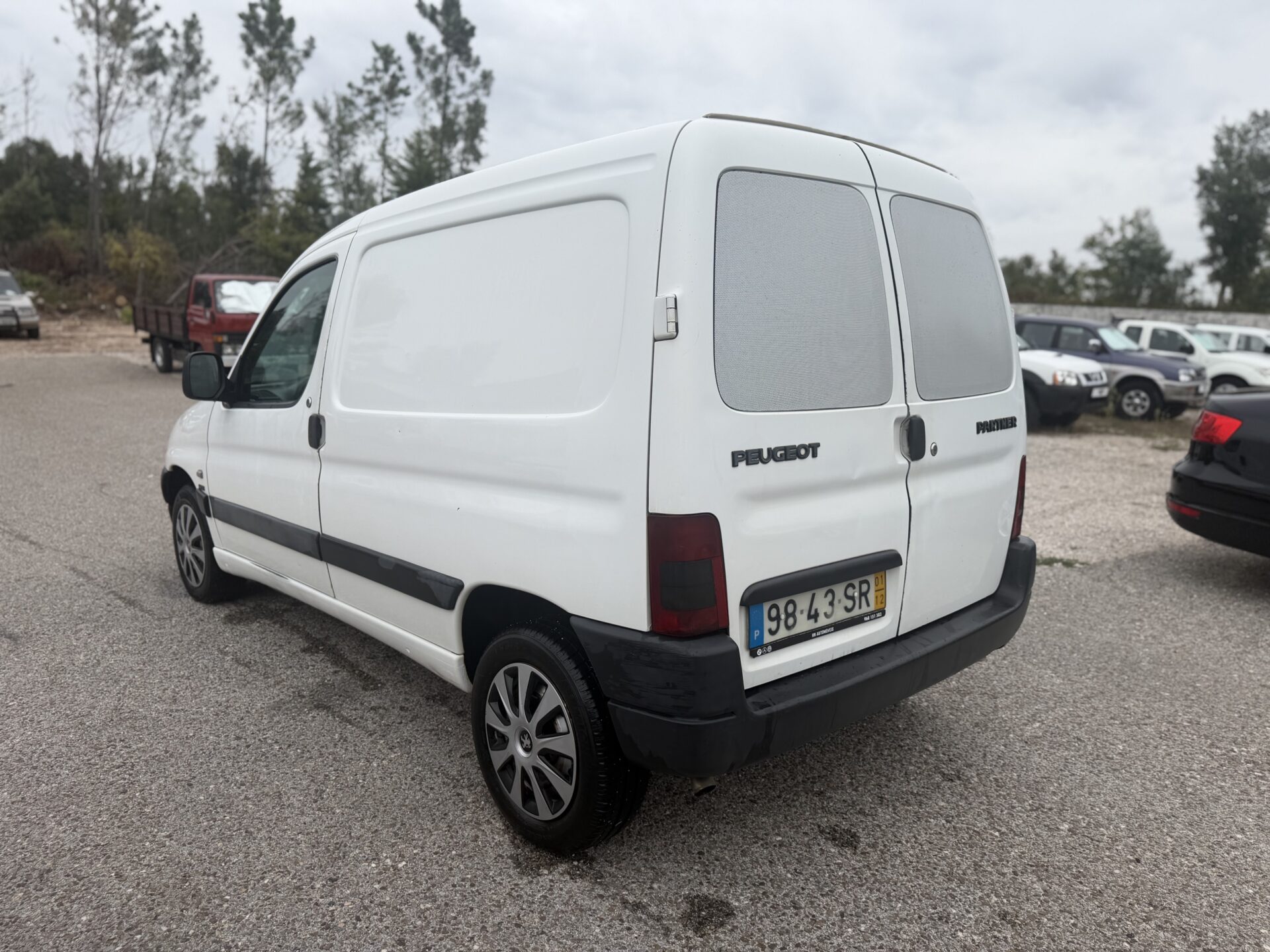 
								Peugeot Partner 2.0 HDI total									