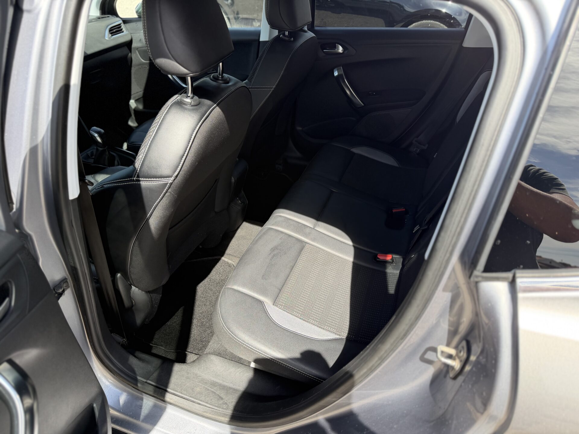
								Peugeot 2008 Allure total									