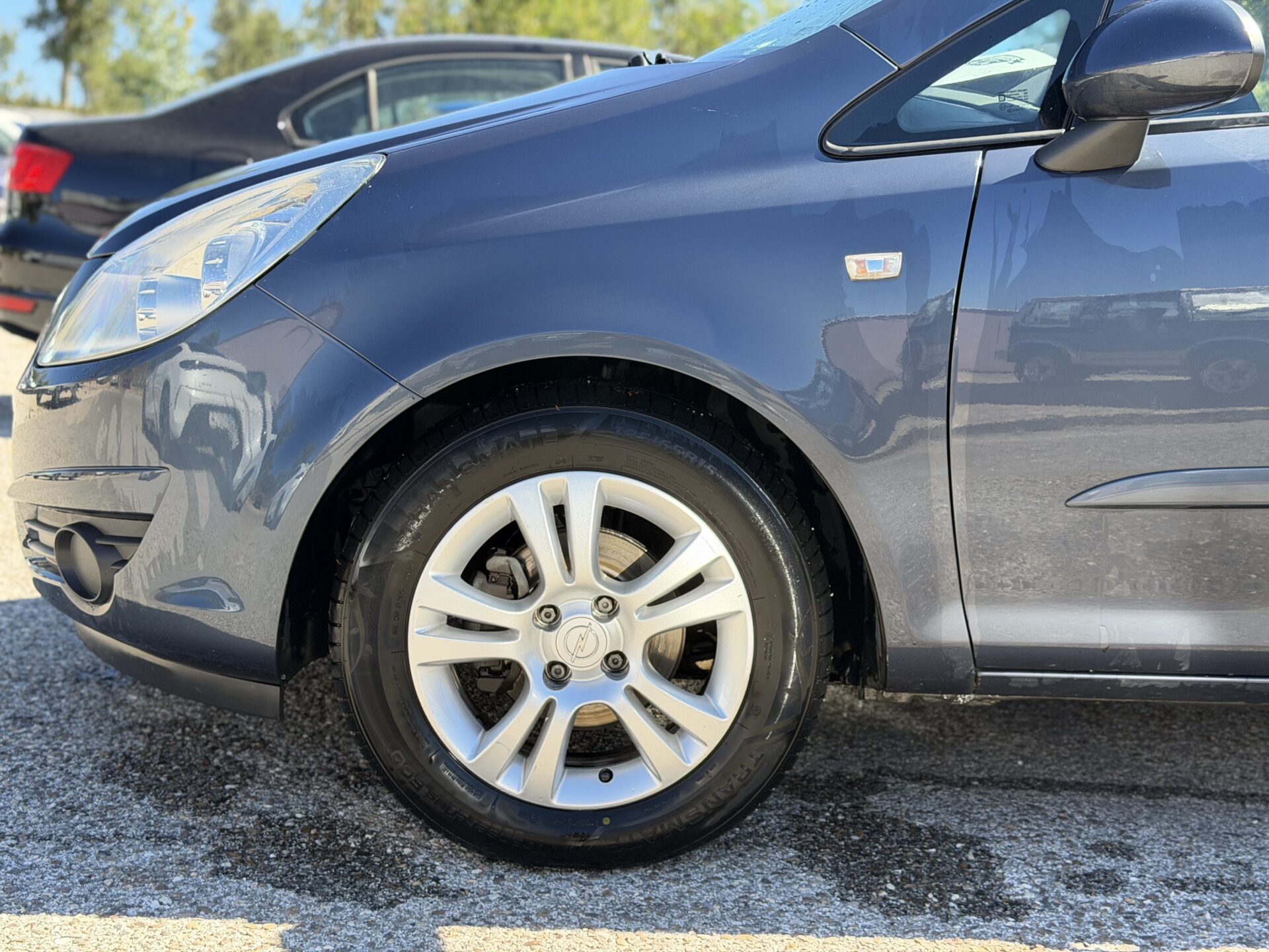 
								Opel Corsa total									