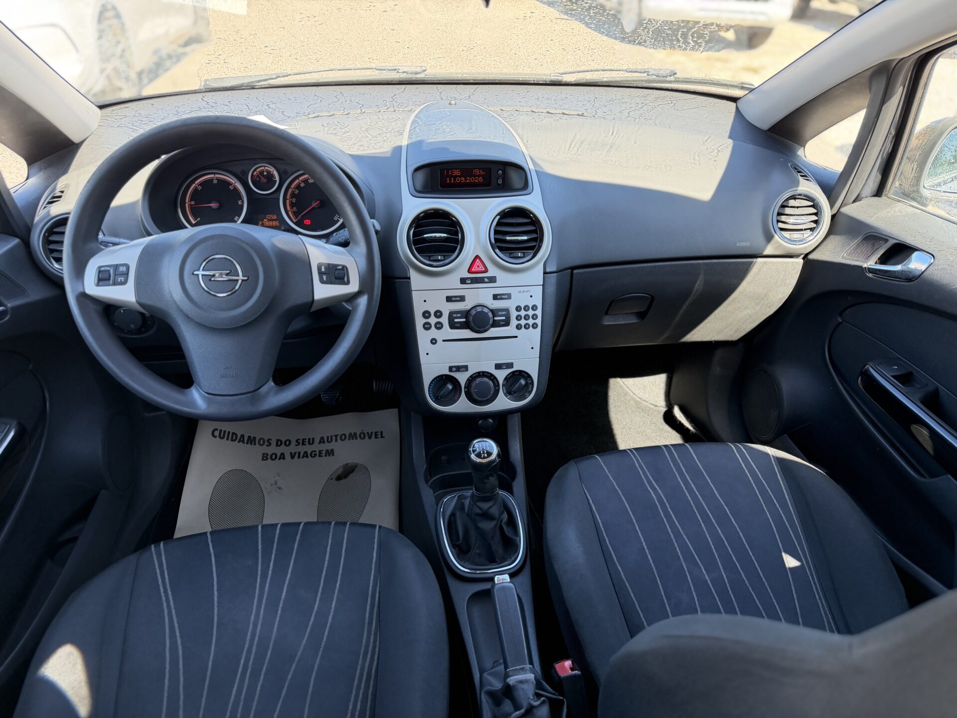 
								Opel Corsa total									